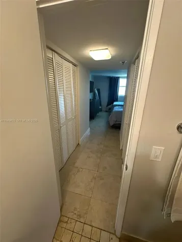 5880 Collins Avenue Miami Beach FL 33140