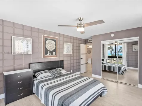 1500 S Ocean Drive Hollywood FL 33019