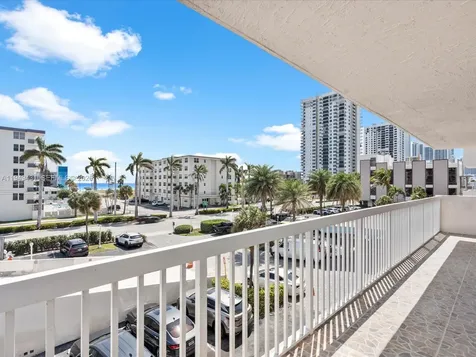 1500 S Ocean Drive Hollywood FL 33019