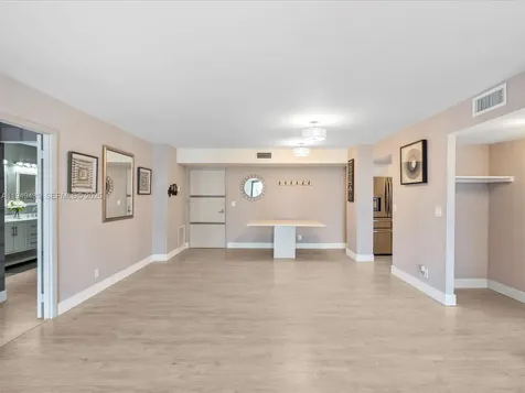 1500 S Ocean Drive Hollywood FL 33019