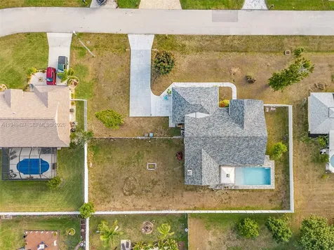 211 47th Street Cape Coral FL 33914