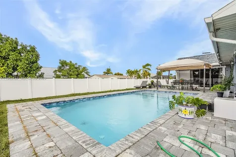 211 47th Street Cape Coral FL 33914