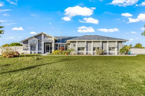 211 47th Street Cape Coral FL 33914