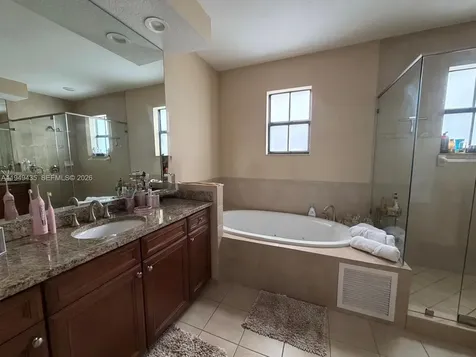9855 NW 89th Terrace Doral FL 33178