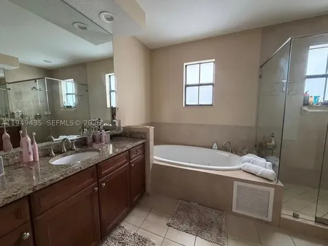 9855 NW 89th Terrace Doral FL 33178
