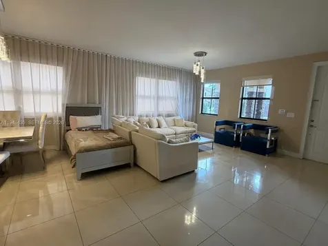 9855 NW 89th Terrace Doral FL 33178