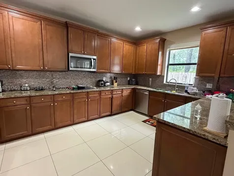 9855 NW 89th Terrace Doral FL 33178