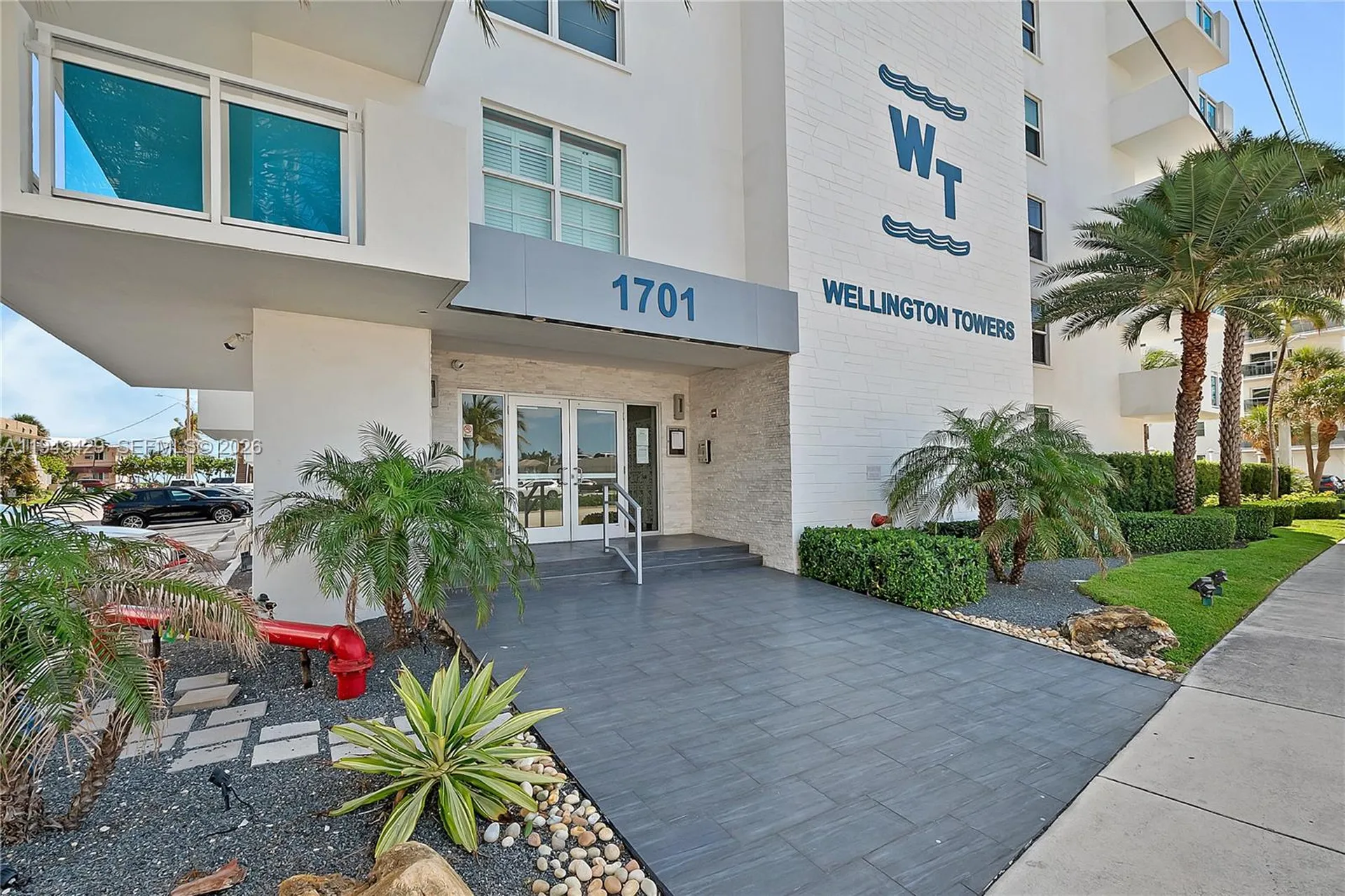 1701 S Ocean Drive Hollywood FL 33019