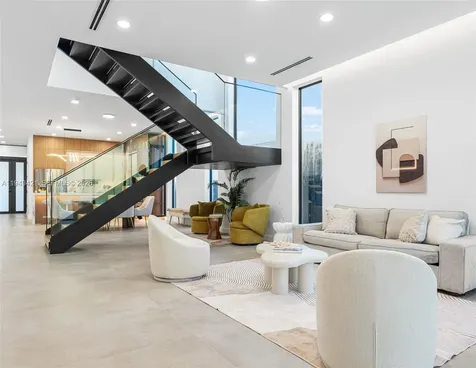 2823 SW 23rd Terrace Miami FL 33145