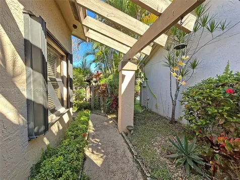 2214 Seagrape Circle Coconut Creek FL 33066