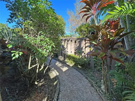 2214 Seagrape Circle Coconut Creek FL 33066