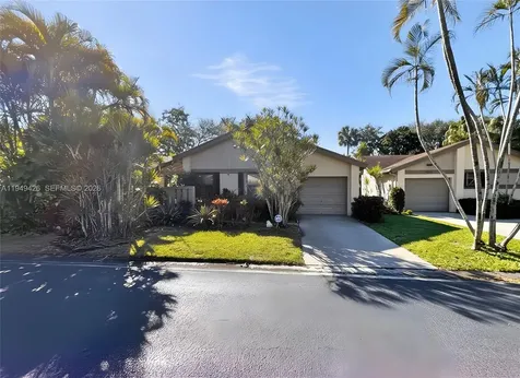 2214 Seagrape Circle Coconut Creek FL 33066