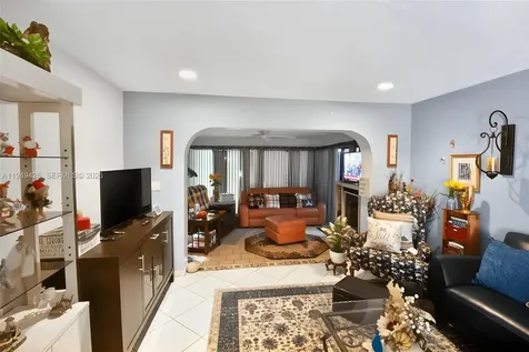 2214 Seagrape Circle Coconut Creek FL 33066