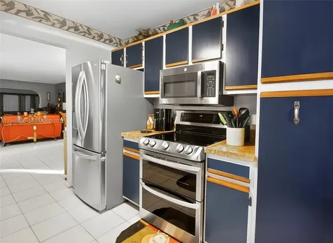 2214 Seagrape Circle Coconut Creek FL 33066