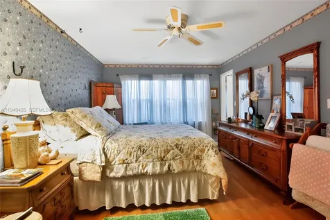 2214 Seagrape Circle Coconut Creek FL 33066