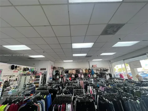 500 W 49th Street Hialeah FL 33012