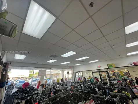 500 W 49th Street Hialeah FL 33012