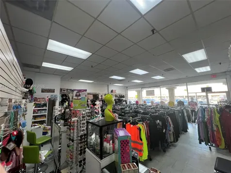 500 W 49th Street Hialeah FL 33012