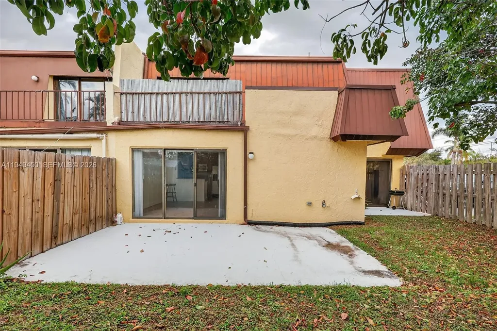 3516 Gardens East Drive Palm Beach Gardens FL 33410