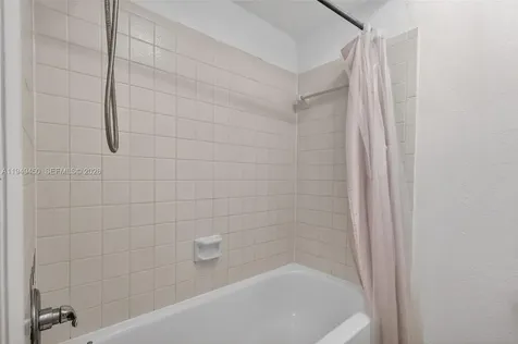 3516 Gardens East Drive Palm Beach Gardens FL 33410