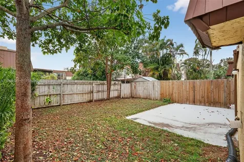 3516 Gardens East Drive Palm Beach Gardens FL 33410