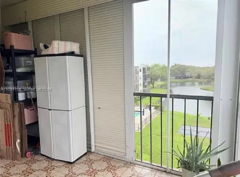 8931 N New River Canal Road Plantation FL 33324