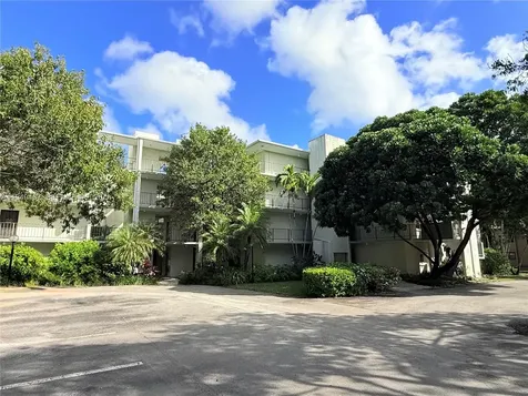 8931 N New River Canal Road Plantation FL 33324