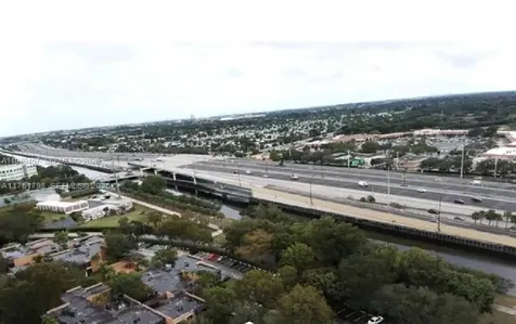 8931 N New River Canal Road Plantation FL 33324