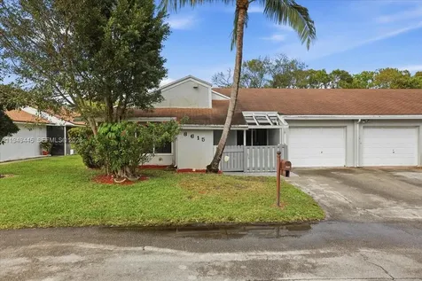 8615 Bridle Path Court Davie FL 33328