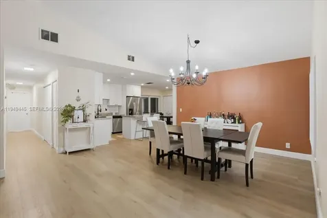 8615 Bridle Path Court Davie FL 33328