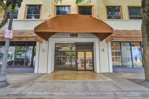168 SE 1st Street Miami FL 33131