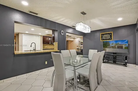2210 NW 91st Terrace Pembroke Pines FL 33024