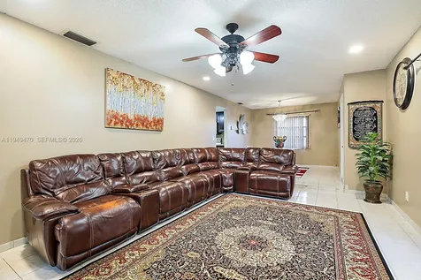 2210 NW 91st Terrace Pembroke Pines FL 33024