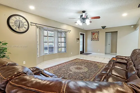 2210 NW 91st Terrace Pembroke Pines FL 33024