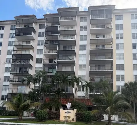 4164 Inverrary Drive Lauderhill FL 33319