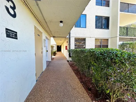 6190 Woodlands Boulevard Tamarac FL 33319