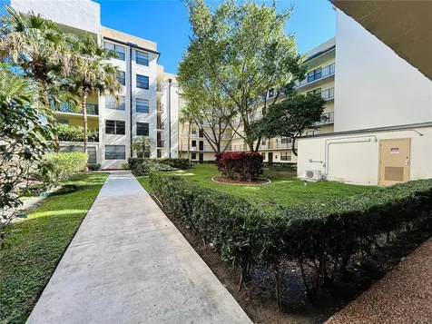 6190 Woodlands Boulevard Tamarac FL 33319