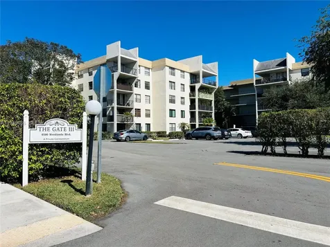 6190 Woodlands Boulevard Tamarac FL 33319