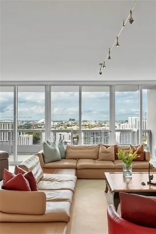 1643 Brickell Avenue Miami FL 33129