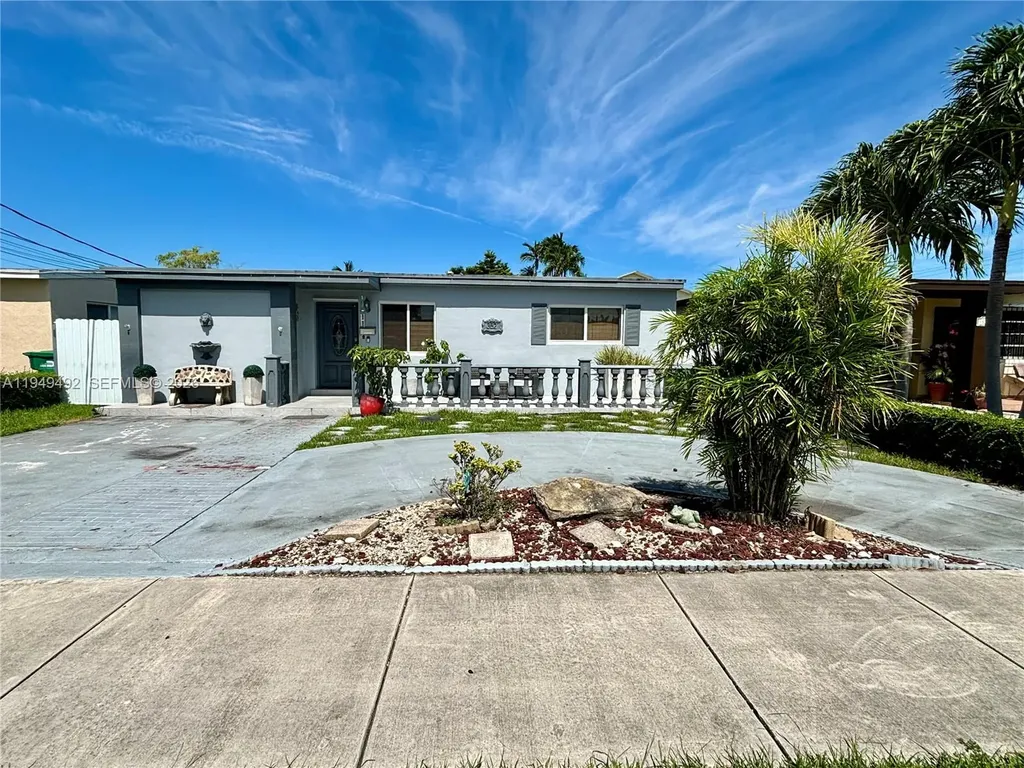 3521 SW 88th Court Miami FL 33165