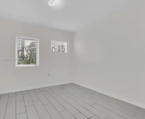 740 Meridian Avenue Miami Beach FL 33139