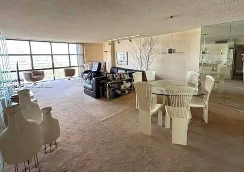 6423 Collins Avenue Miami Beach FL 33141