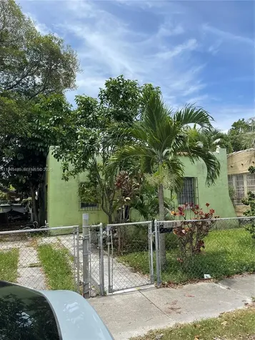 1120 NW 31st Street Miami FL 33127