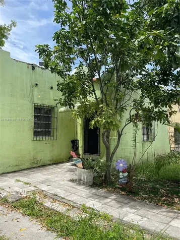 1120 NW 31st Street Miami FL 33127
