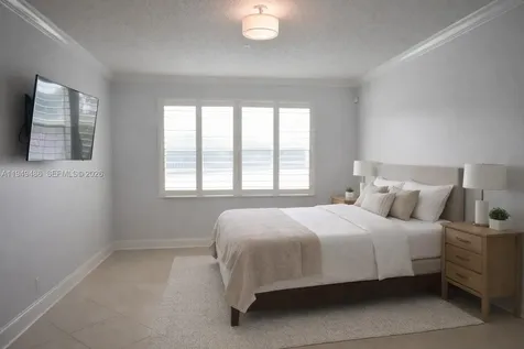3279 Huntington Weston FL 33332