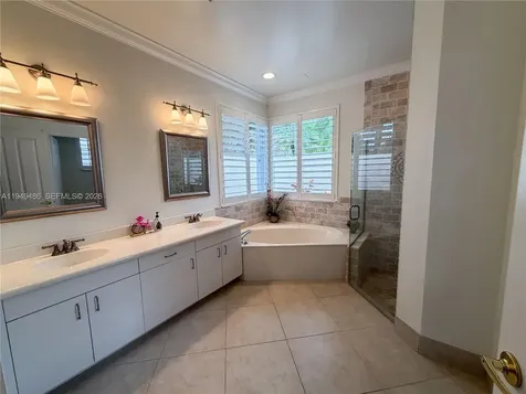 3279 Huntington Weston FL 33332