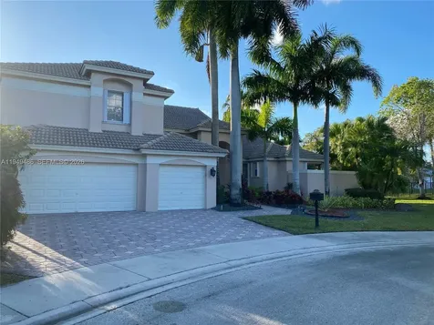 3279 Huntington Weston FL 33332