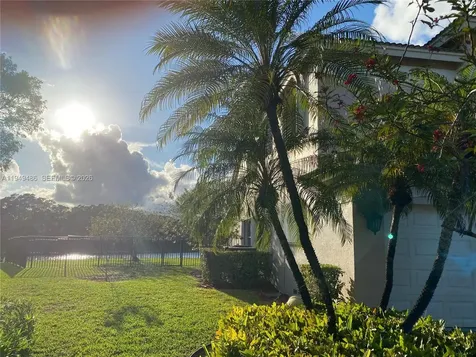 3279 Huntington Weston FL 33332
