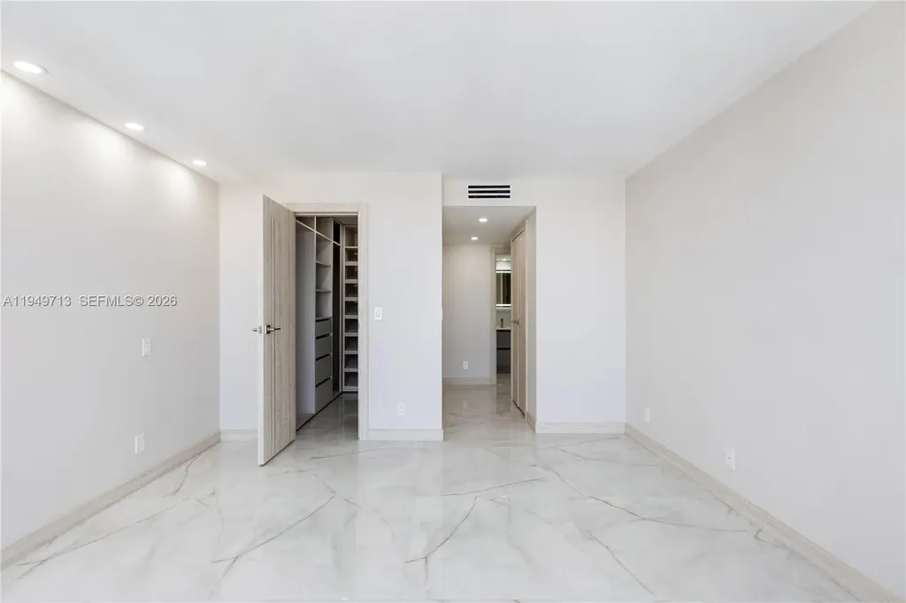 2401 S Ocean Drive Hollywood FL 33019