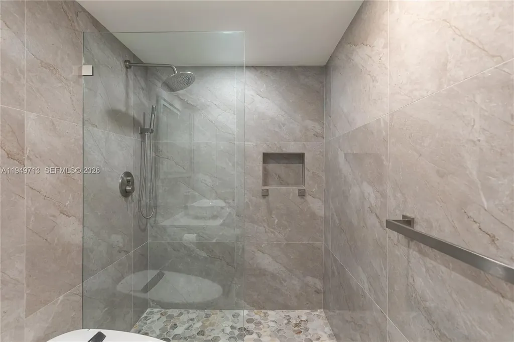 2401 S Ocean Drive Hollywood FL 33019